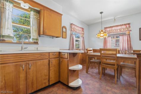 1852 6th Street Cuyahoga Falls OH 44221