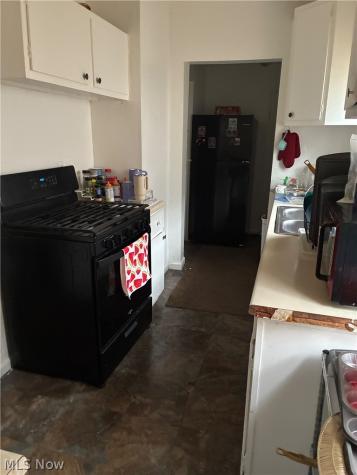 1518 E 174th Street Cleveland OH 44110