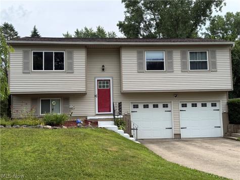 3318 Van Buren Drive Brunswick OH 44212