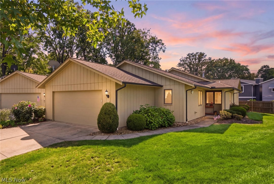 19407 Co Moor Boulevard Strongsville OH 44149