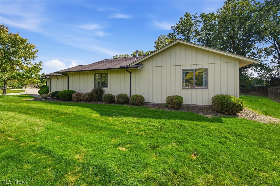 19407 Co Moor Boulevard Strongsville OH 44149