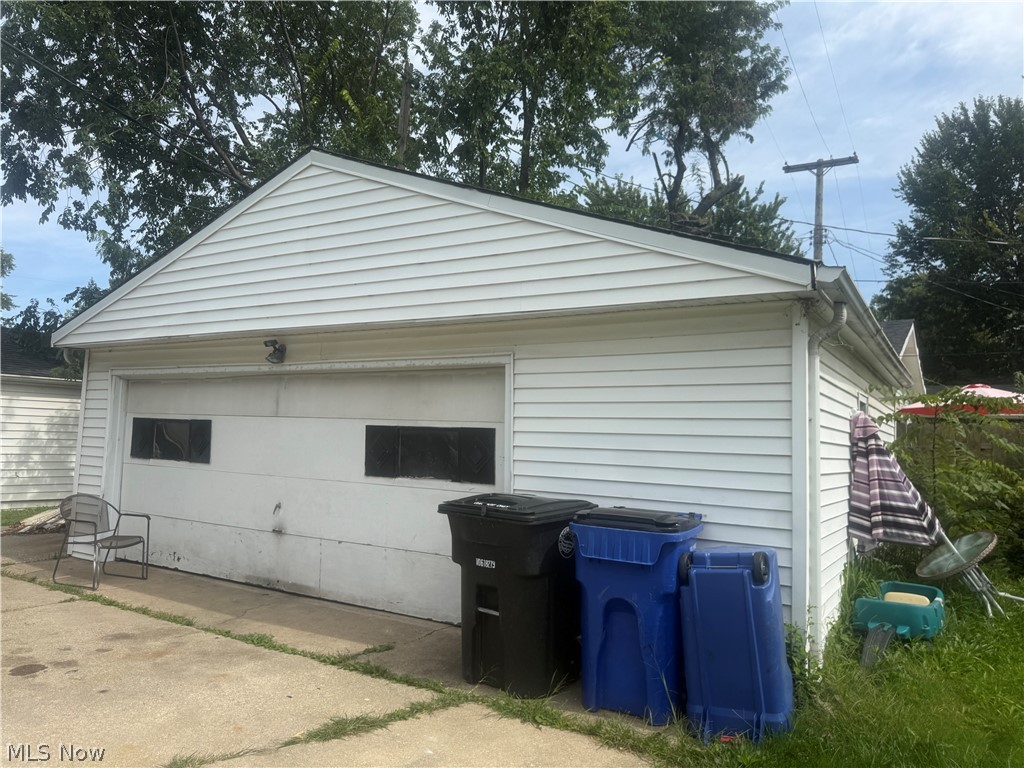 18011 Windward Road Cleveland OH 44119