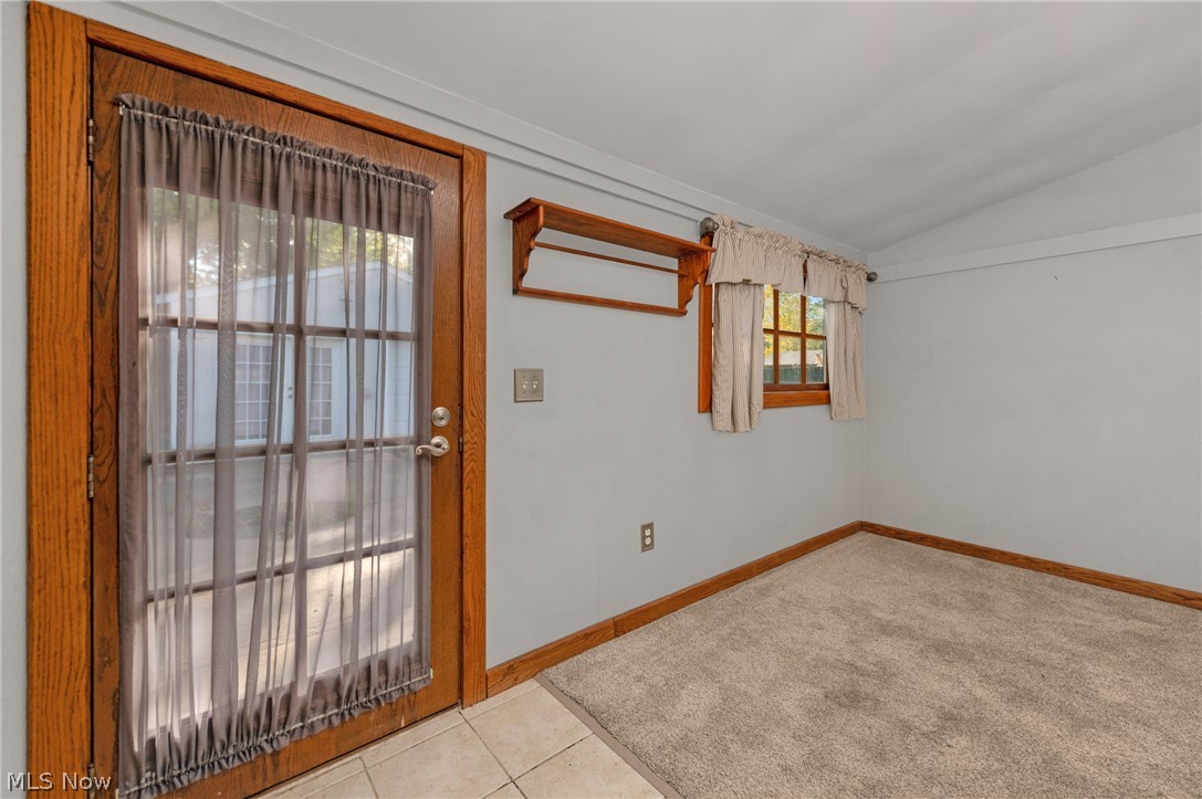 820 Longson Avenue Elyria OH 44035
