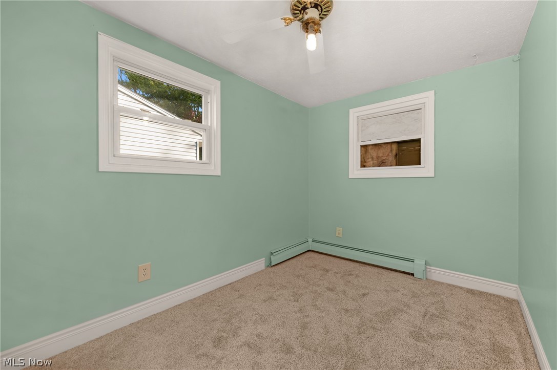 820 Longson Avenue Elyria OH 44035