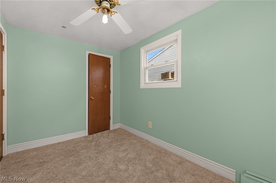 820 Longson Avenue Elyria OH 44035