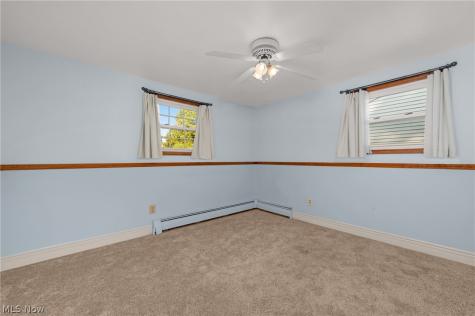 820 Longson Avenue Elyria OH 44035