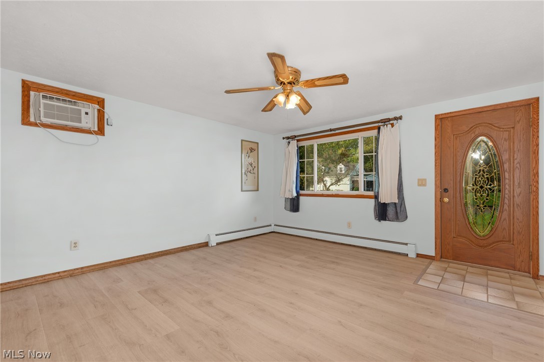 820 Longson Avenue Elyria OH 44035