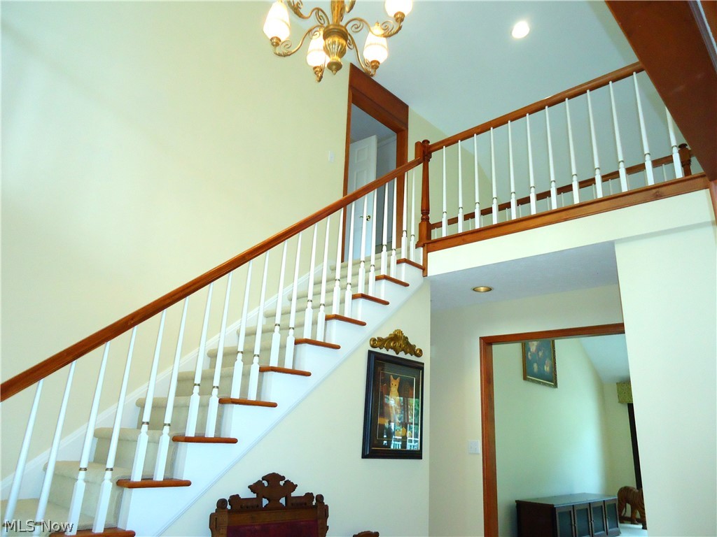 2740 S Canyon Trail Hinckley OH 44233