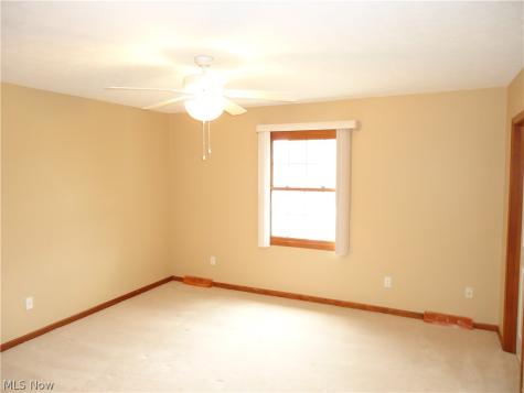 2740 S Canyon Trail Hinckley OH 44233
