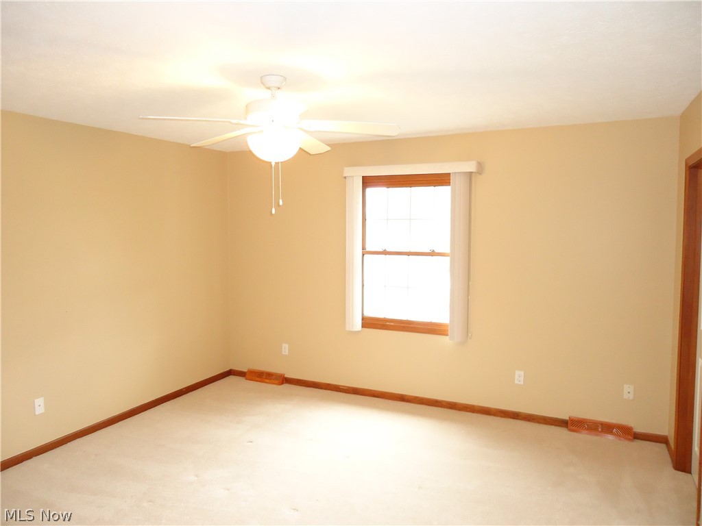 2740 S Canyon Trail Hinckley OH 44233