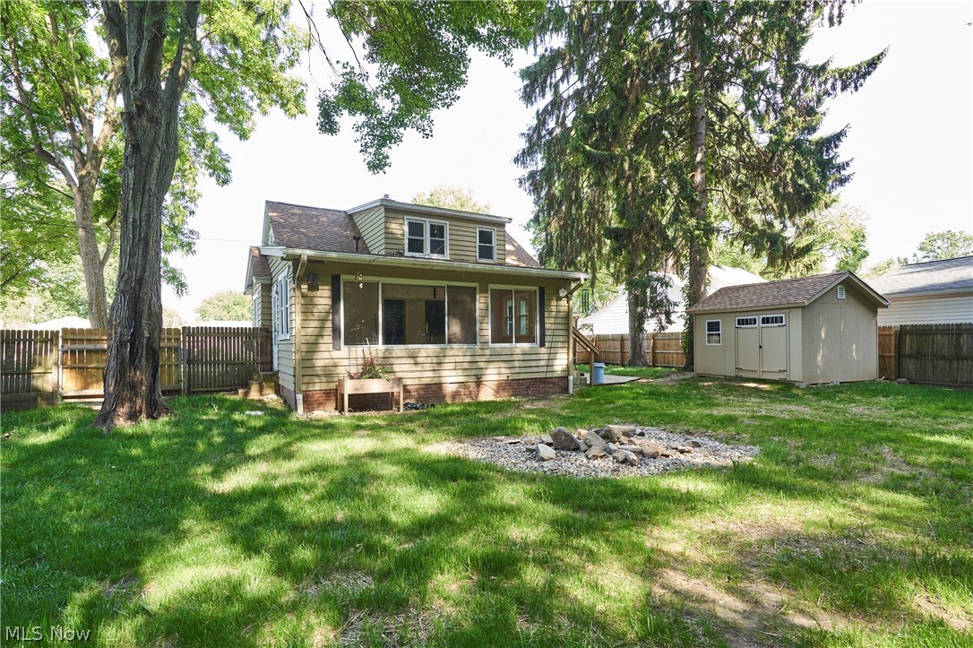 262 Lownsdale Avenue Akron OH 44313