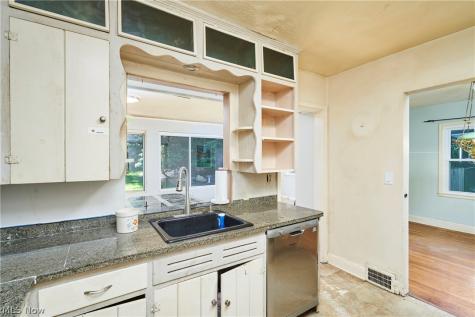 262 Lownsdale Avenue Akron OH 44313