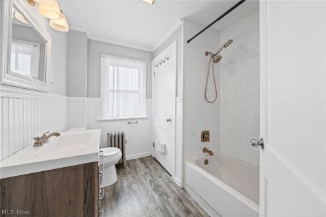 3326 Dellwood Road Cleveland Heights OH 44118