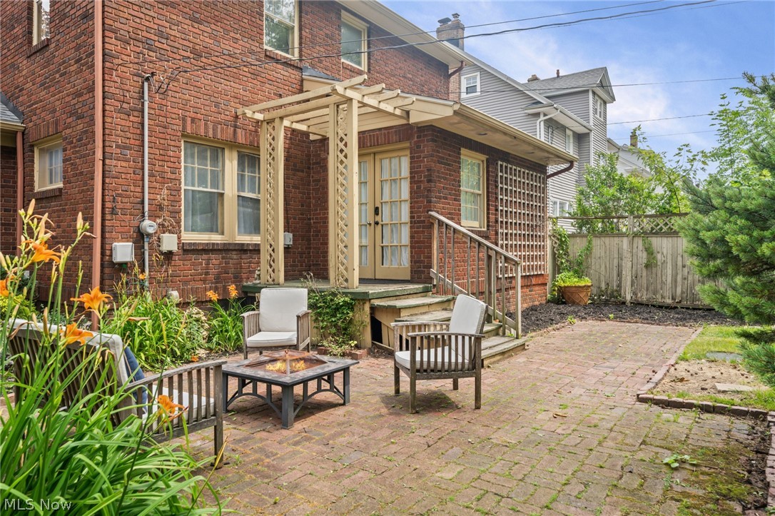 3326 Dellwood Road Cleveland Heights OH 44118