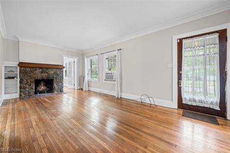 3326 Dellwood Road Cleveland Heights OH 44118
