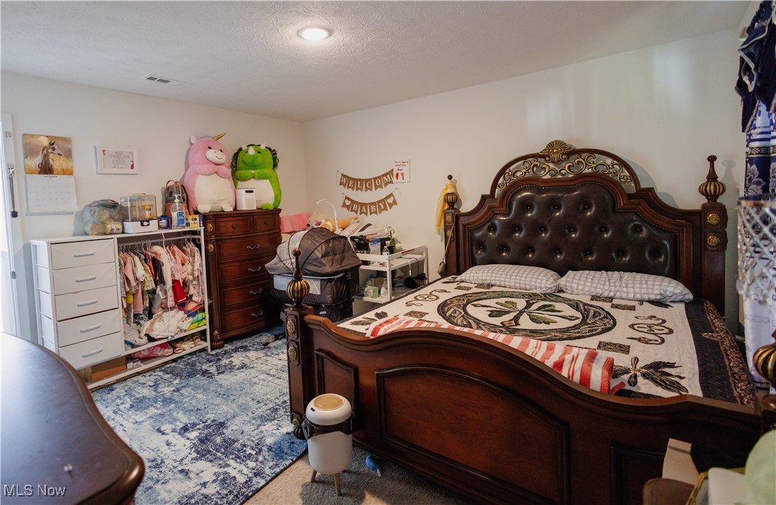 524 Auld Farm Circle Akron OH 44320