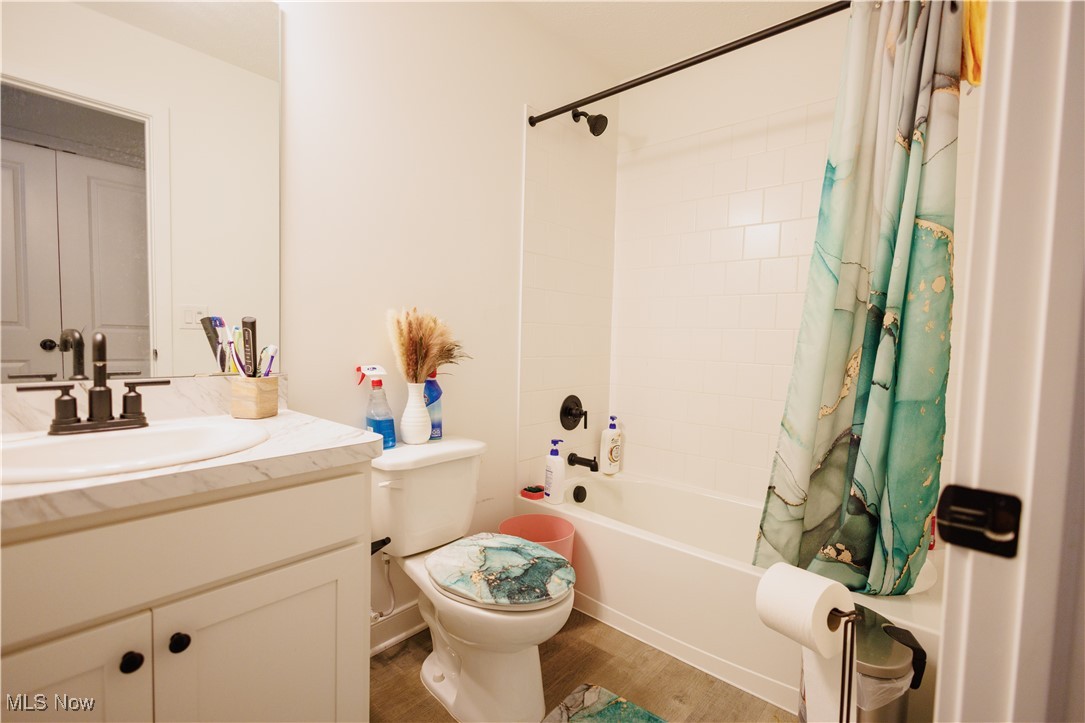 524 Auld Farm Circle Akron OH 44320