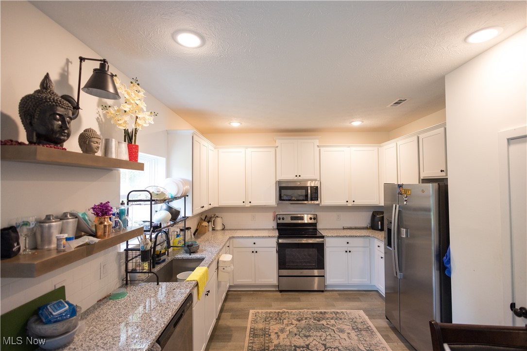 524 Auld Farm Circle Akron OH 44320