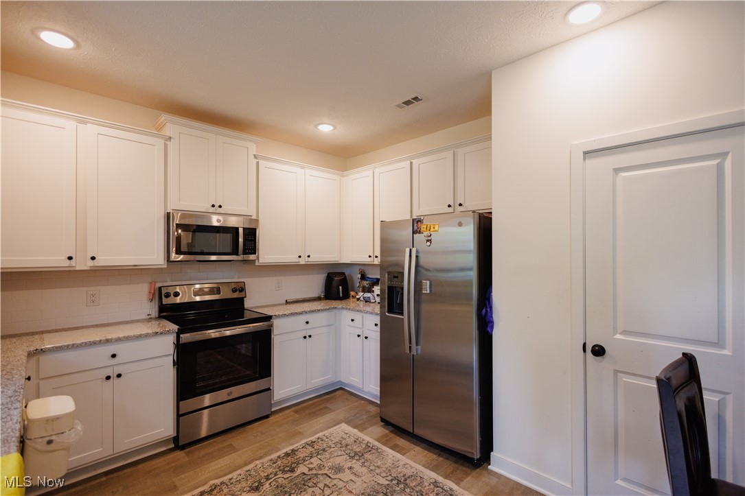 524 Auld Farm Circle Akron OH 44320