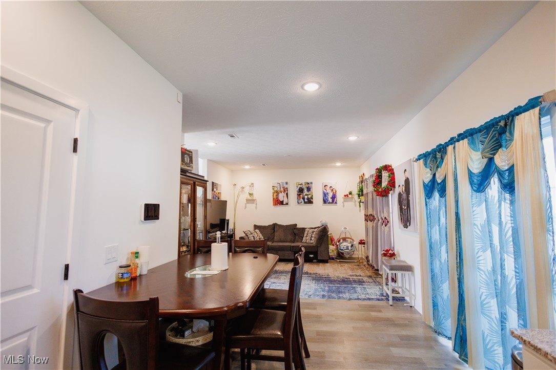 524 Auld Farm Circle Akron OH 44320