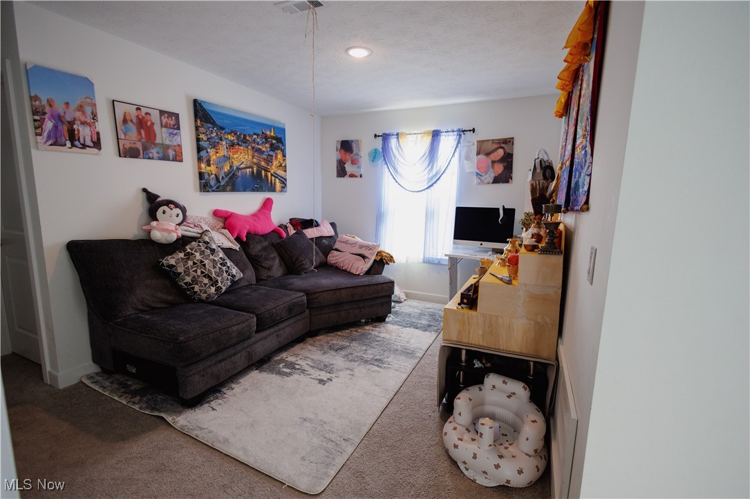 524 Auld Farm Circle Akron OH 44320