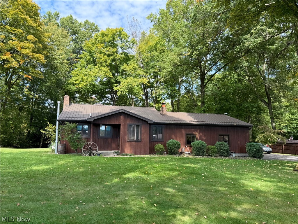 46528 Metz Road Columbiana OH 44408