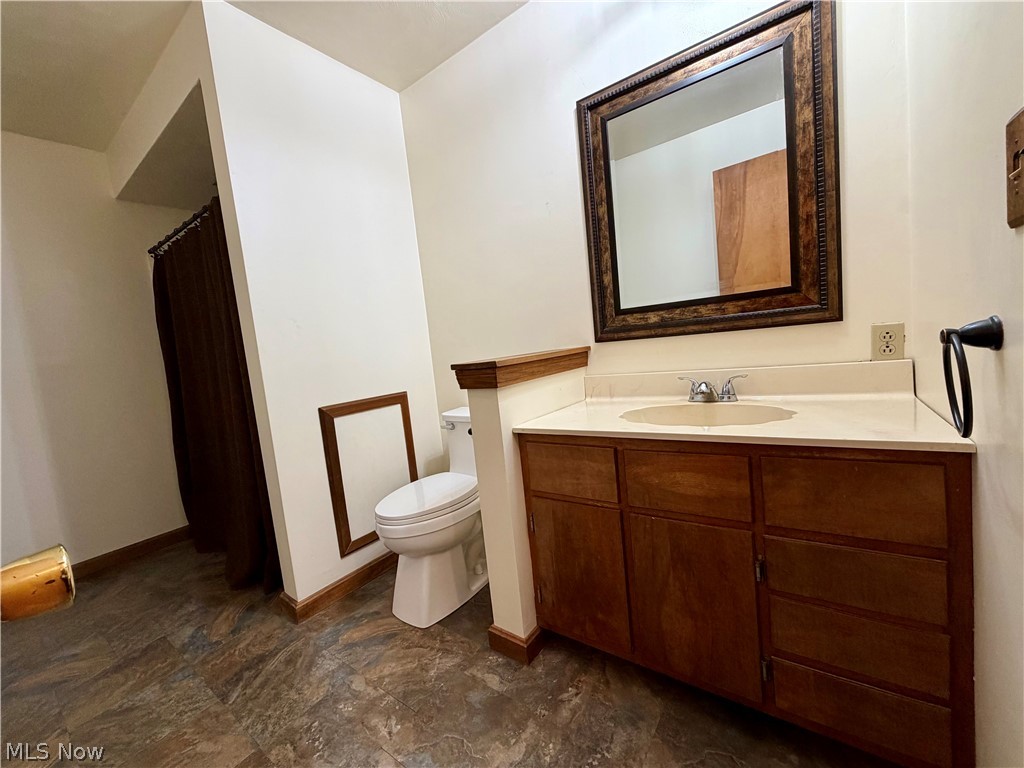 46528 Metz Road Columbiana OH 44408