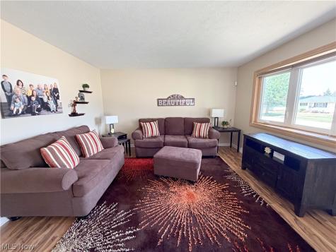 9001 Harrow Drive Parma OH 44129