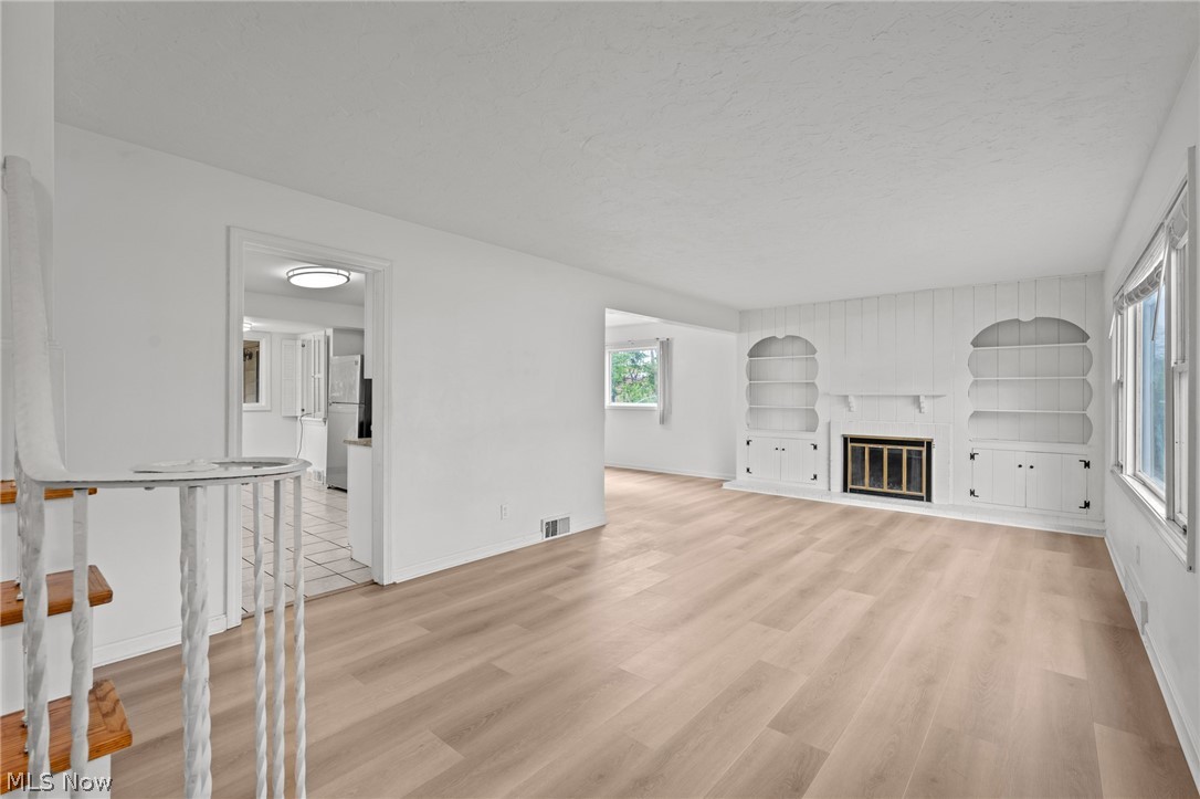 21204 Halworth Road Beachwood OH 44122