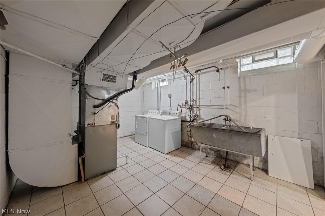 21204 Halworth Road Beachwood OH 44122