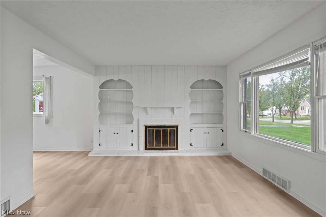 21204 Halworth Road Beachwood OH 44122