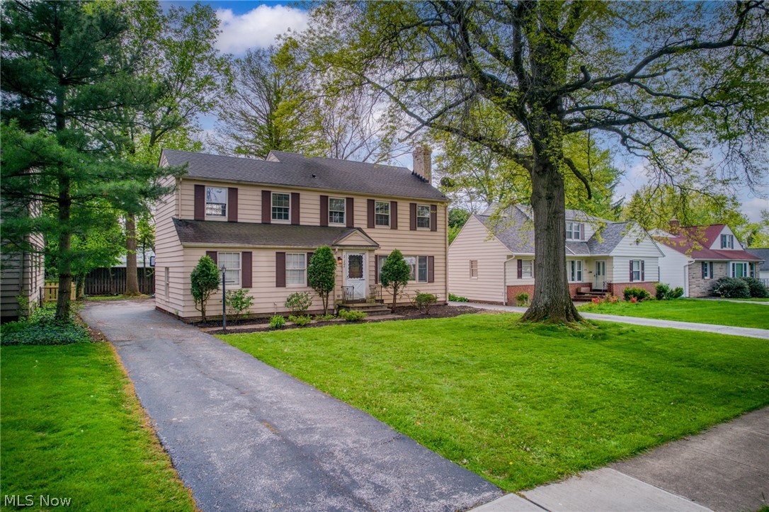 21204 Halworth Road Beachwood OH 44122