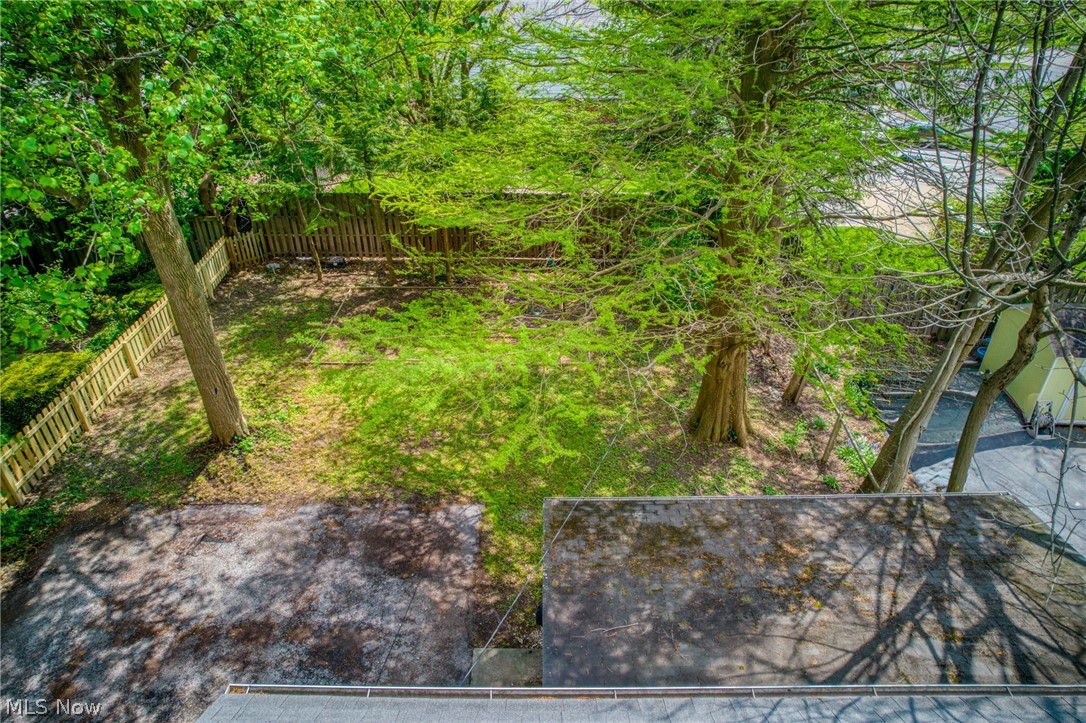 21204 Halworth Road Beachwood OH 44122