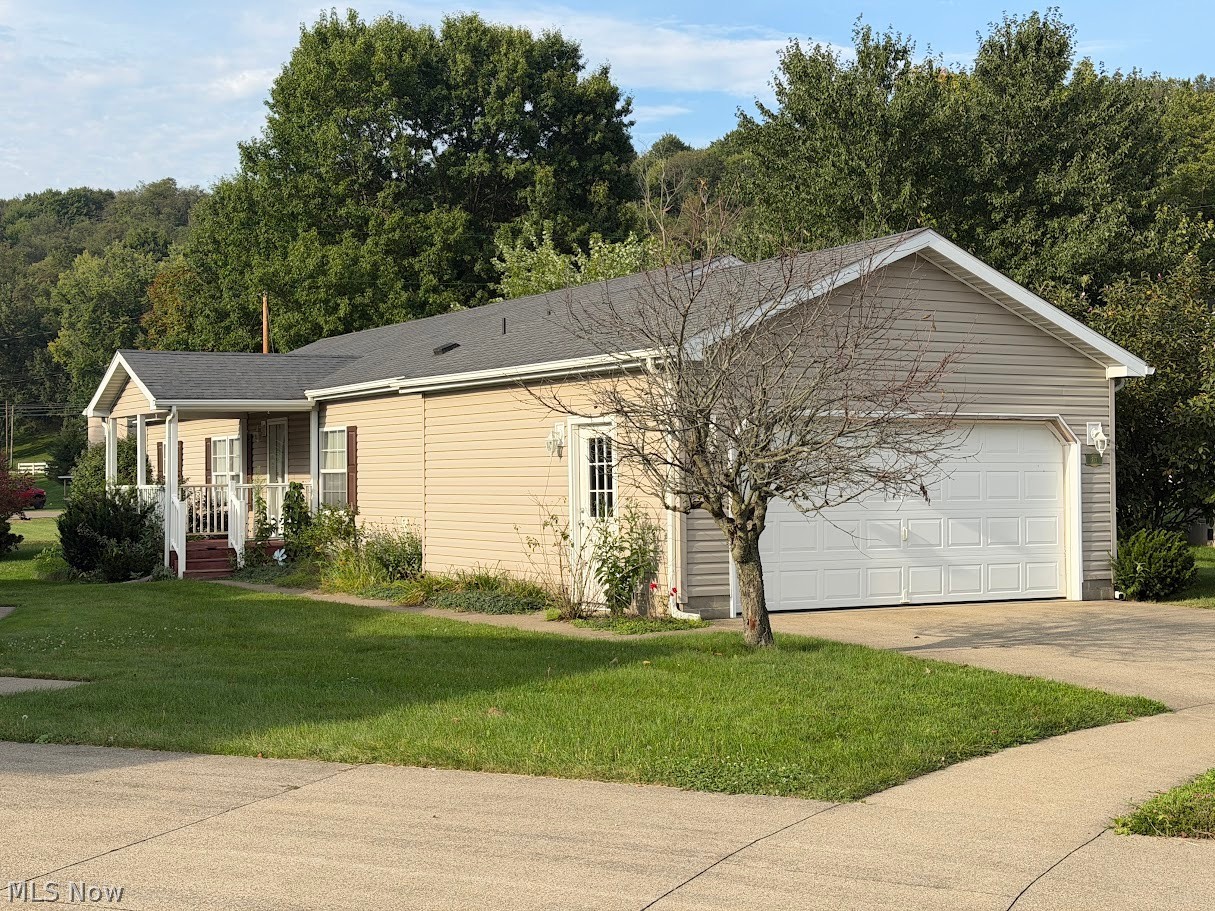 Dover OH, 223 NW Polaris Drive
