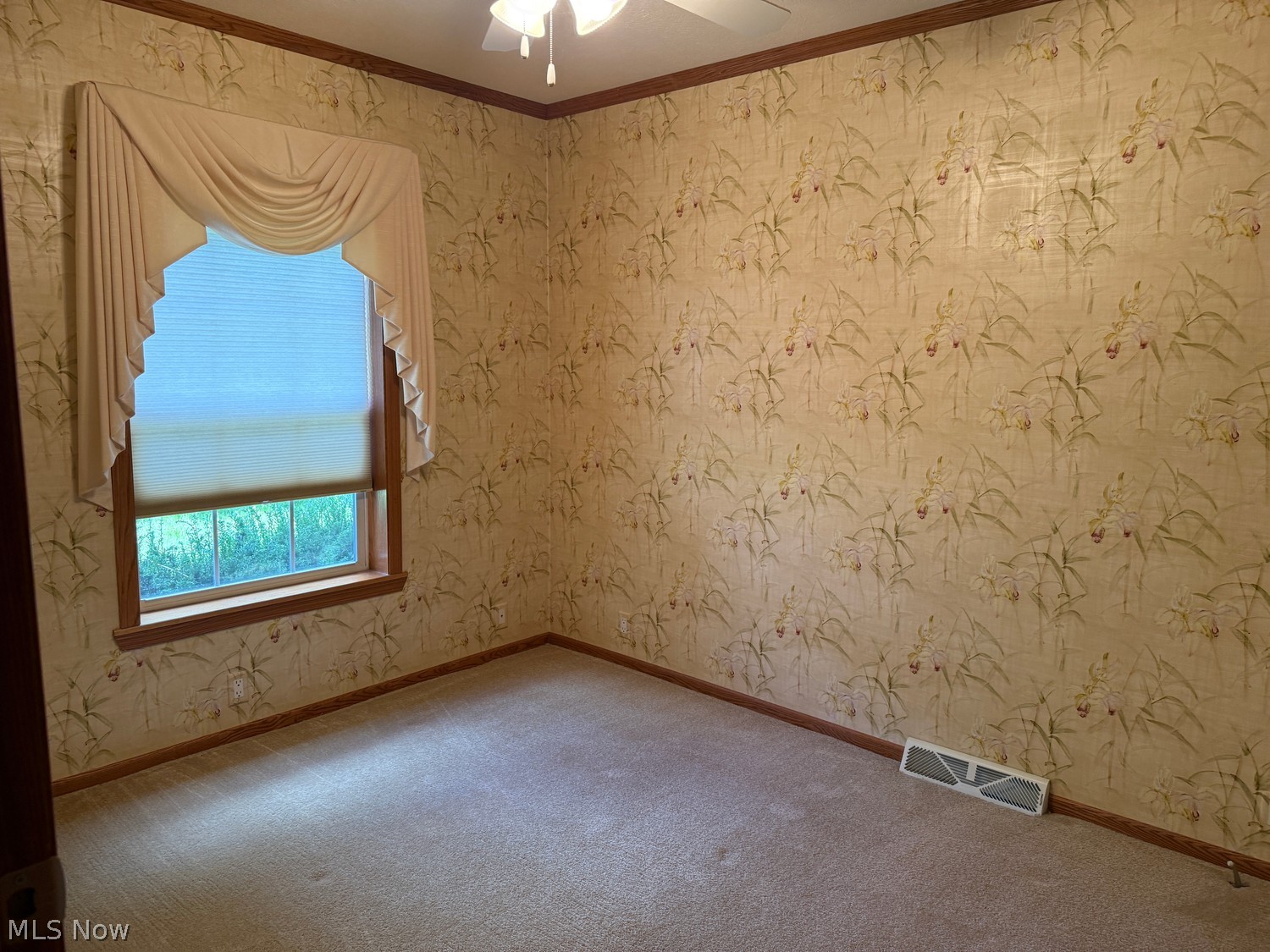 223 NW Polaris Drive Dover OH 44622