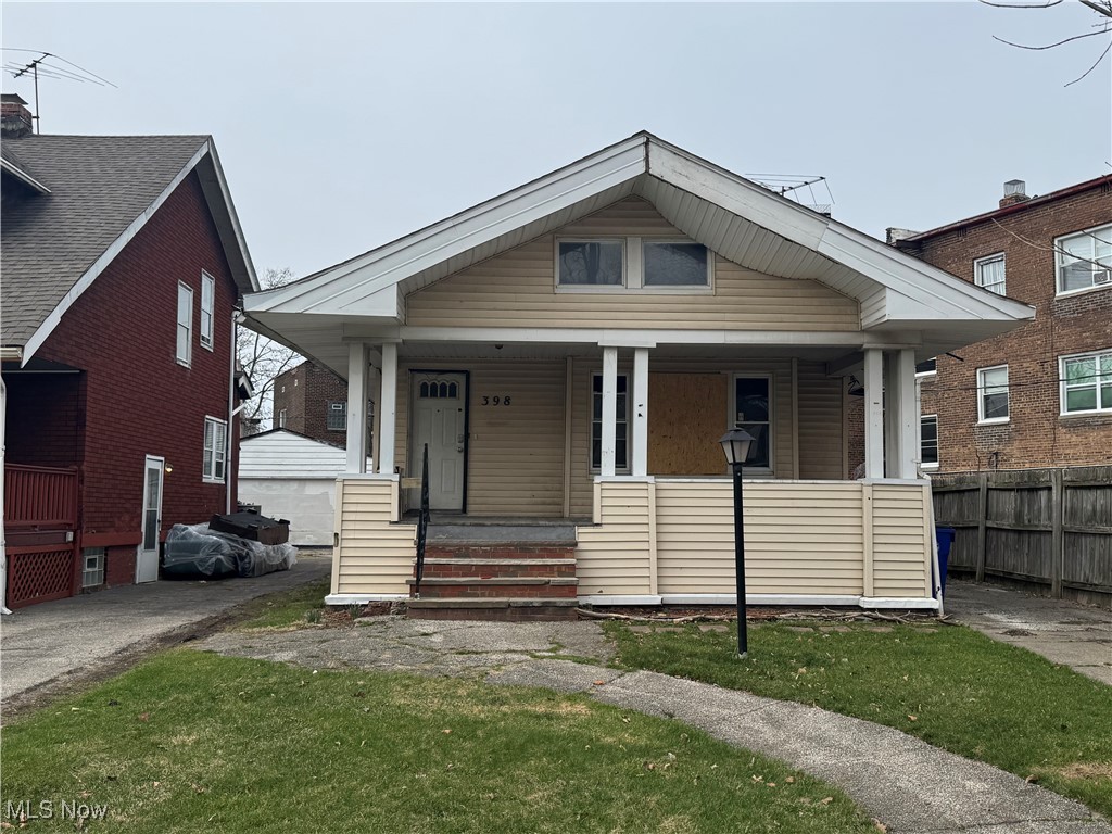 398 E 147th Street Cleveland OH 44110