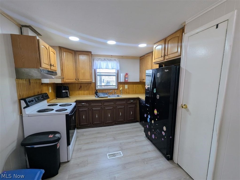 7 Cardinal Drive Hiram OH 44234