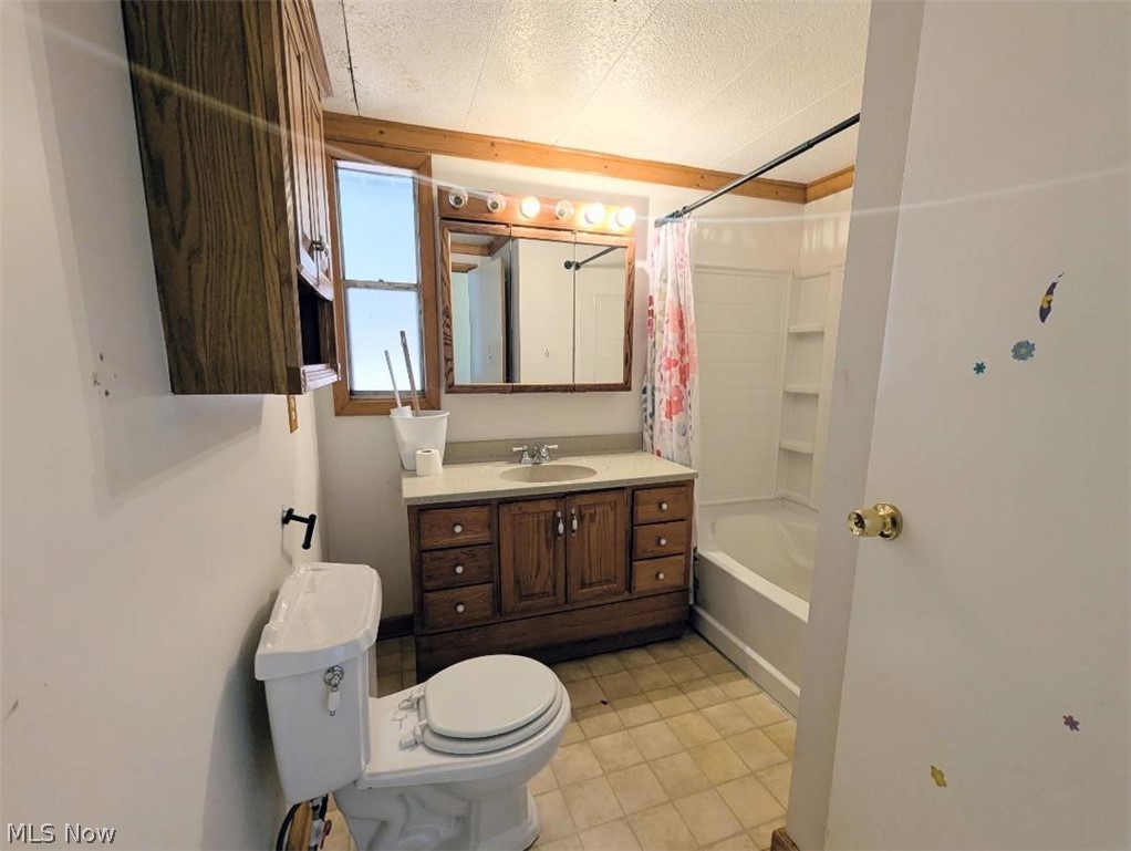 7 Cardinal Drive Hiram OH 44234