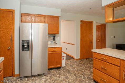498 Herbert Road Akron OH 44312