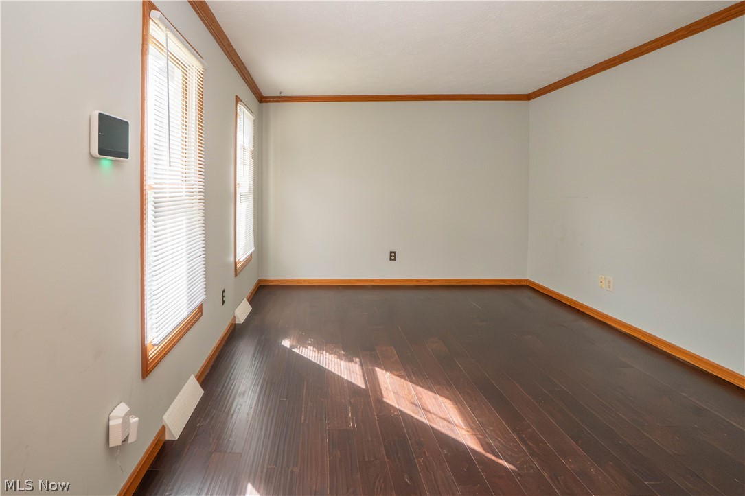 498 Herbert Road Akron OH 44312