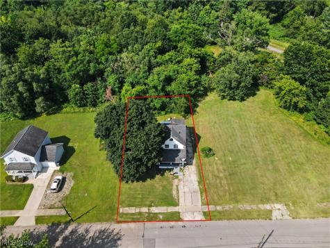 1536 Clay Street Youngstown OH 44506