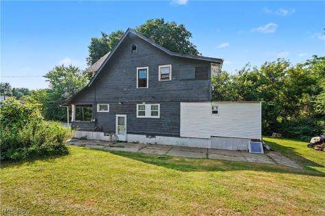 1536 Clay Street Youngstown OH 44506