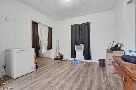 1536 Clay Street Youngstown OH 44506