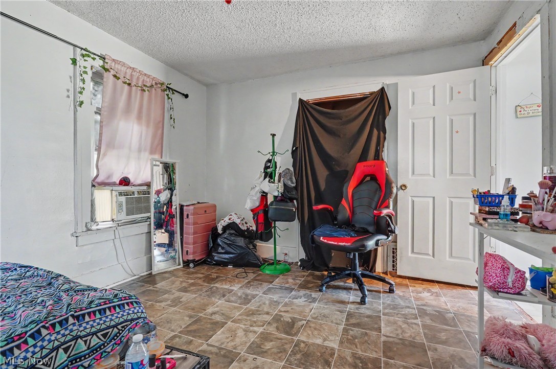 1536 Clay Street Youngstown OH 44506
