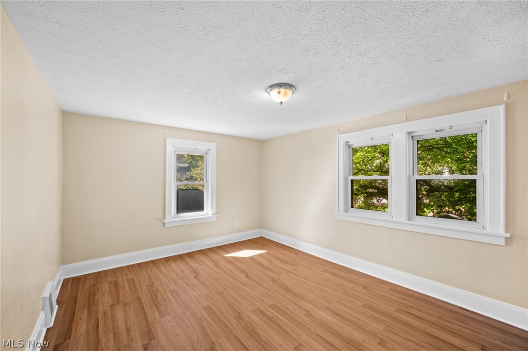 509 Tompkins Avenue Akron OH 44305