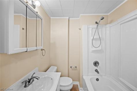 509 Tompkins Avenue Akron OH 44305
