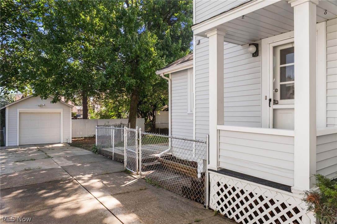 509 Tompkins Avenue Akron OH 44305