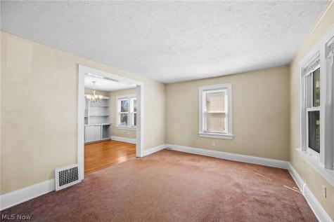 509 Tompkins Avenue Akron OH 44305