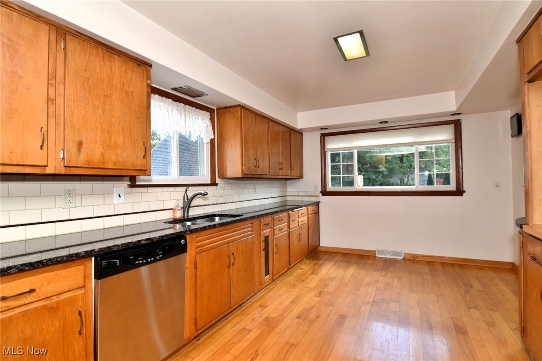 22844 Halburton Road Beachwood OH 44122