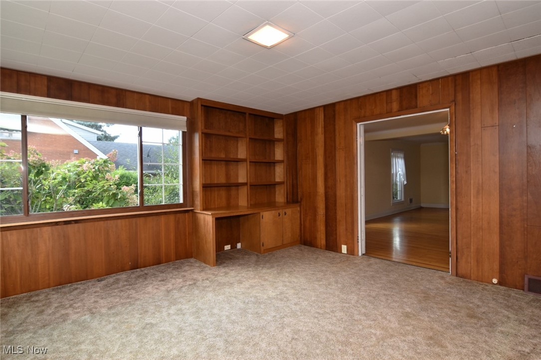 22844 Halburton Road Beachwood OH 44122